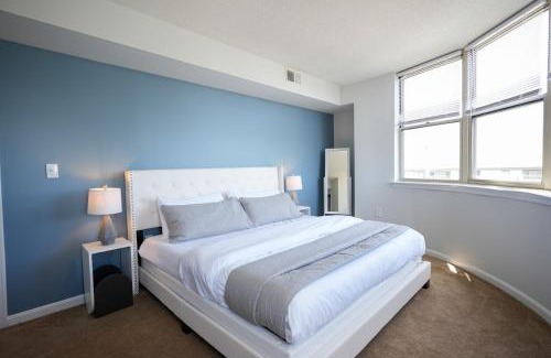 Ballston Apartment | Ballston Getaway King Suite