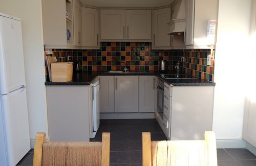 Ballyvaughan Cottage | Ballyvaughan Cottage No 14 - a bungalow that sleeps 7 guests in 3 bedrooms