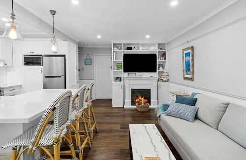 Mosman Apartment | Balmoral Beachfront - Luxury one-bedroom apartment