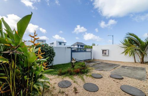 Trou d'Eau Douce House | Balnea Villa Sixty-Nine