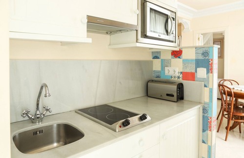 Solares Apartment | Balneario-Apartment-Private Bathroom
