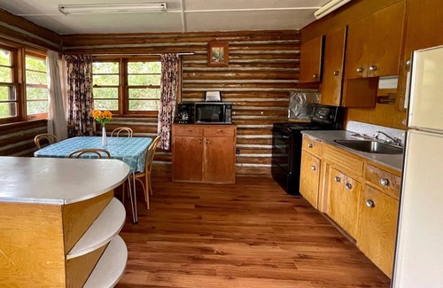 Kawartha Lakes Cottage | Balsam Lake Villa Cottages: 2-Bedroom Cottage #11