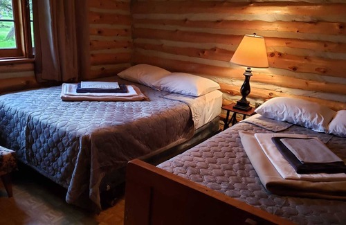 Rosedale Cottage | Balsam Lake Villa Cottages: 2-Bedroom Cottage #12