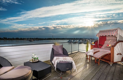 Olpenitz Apartment | Baltic Sea vacation apartment "Quarterdeck": south-facing terrace & sea view. - Dog welcome