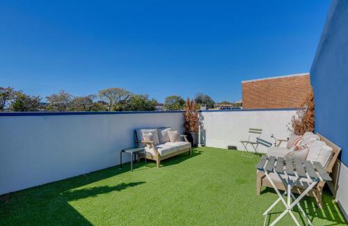 Easterwood House | Baltimore Townhome with Private Rooftop Patio!