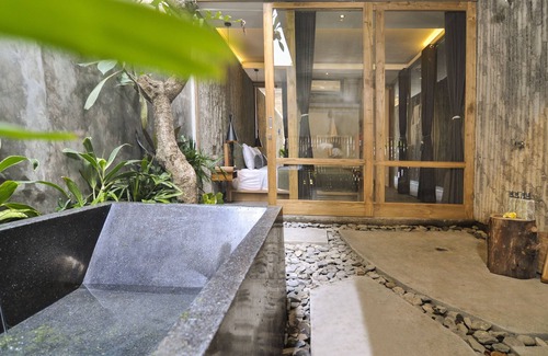 Tejakula Villa | Bamboo Private Pool and Bathub