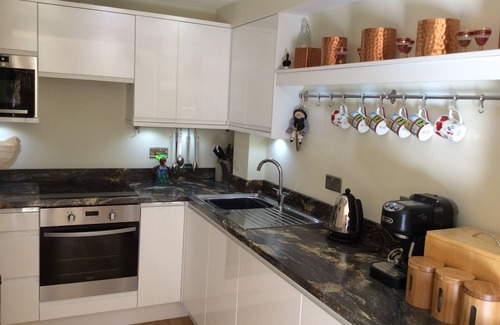 Bamburgh House | Bamburgh:Charming comfortable property just a short stroll to fab beach & Castle