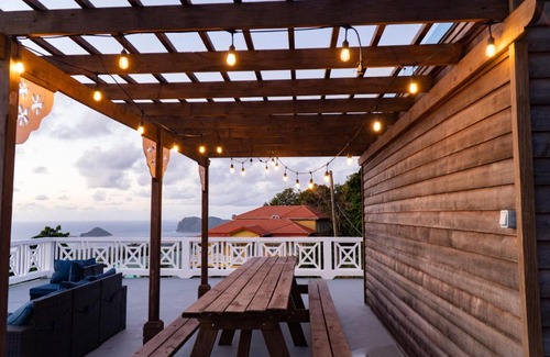 Vieux Fort Quarter Apartment | Banbou Terrace