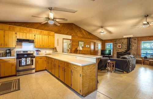 Alligator Point House | Bandit's Cove 2BR/2BA bayfront home