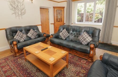 Bangor House | Bangor Cottage