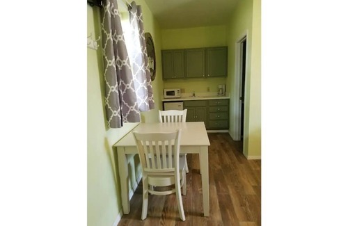 Pennington House | "Bank of Texas" at Oak Arbor