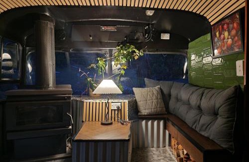 Southern Boat Rental | Banksia Bus