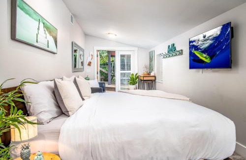 Midtown Apartment | Banyan Suite
