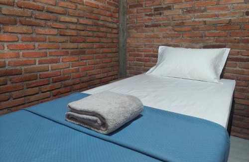 Bangunjiwo House | Banyu Kasongan Homestay