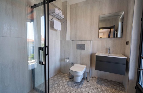 Ayvalik Cabin | BAPS Cunda