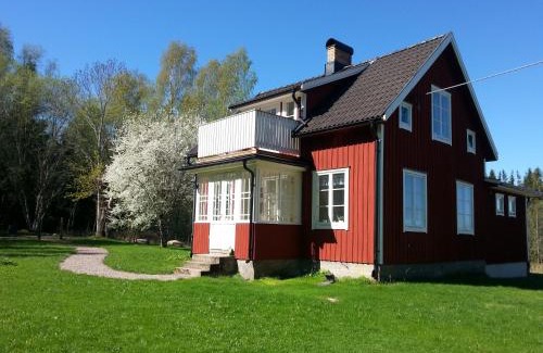 Amal Municipality Cabin | Bara Vara Garden