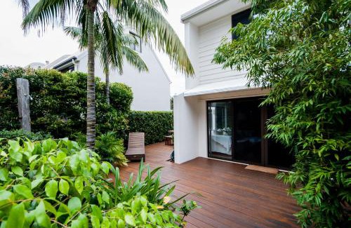 Noosaville House | Barbados Noosa