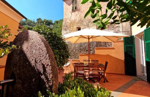 Diano Arentino House | Barbara tra gli Ulivi