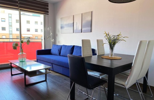 Poblenou Apartment | Barcelona Beach Breeze