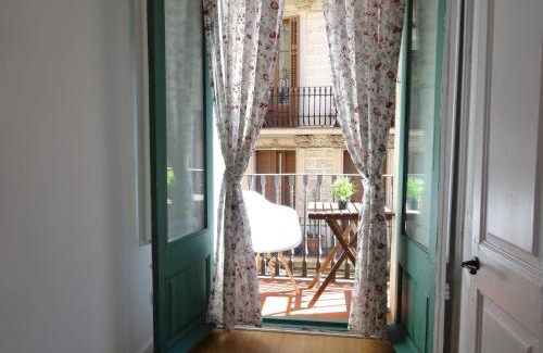 Sants Apartment | Barcelona Just Like Home