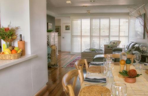 Fingal Bay House | Barefoot 7 Fabulous Fingal Bay
