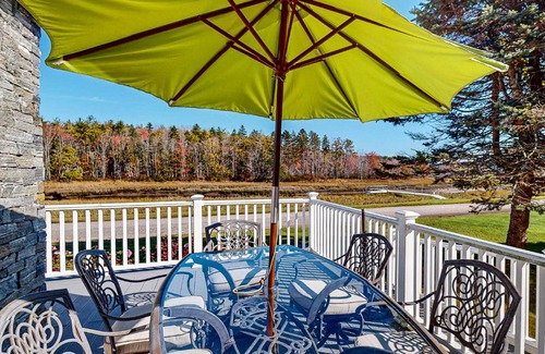 Kennebunk House | Barefoot Bliss