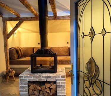 Piatra Neamt House | Barlogul Ursilor Ciubar&BBQ