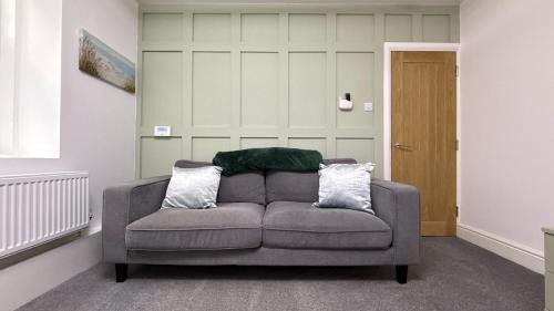Barmouth Apartment | Barmouth Beach Ground Floor Studio