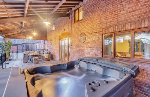 Boston House | Barn House