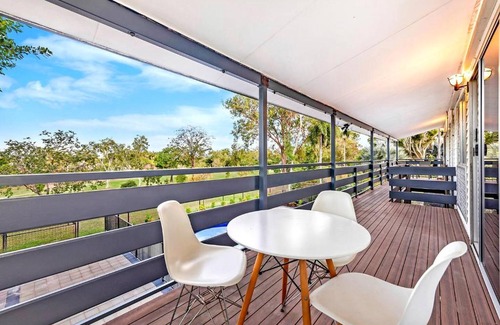 Leanyer House | Baroalba Pool House - Sprawling Tropical Escape