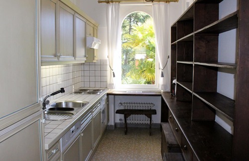 Castagnola Apartment | Barony "Violetta" near Castagnola lake, pool, air n conditioning, parking