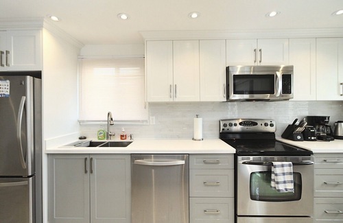 Barrie House | Barrie house close to all amenities
