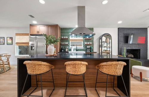 Zilker House | Barton Hills Home + Hot Tub - Magdalena 1!