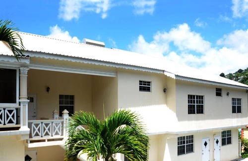 Kingstown Apartment | Bascombe Apartments