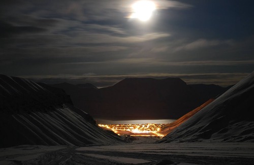 Longyearbyen Hotel | Basecamp Spitsbergen Hotel