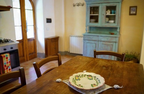 Valfabbrica Apartment | Basilico, Agriturismo Ca'Mazzetto, Organic farmhouse in Franciscan peace trail