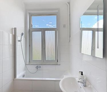 Koekelberg Apartment | Basilique Brussels 1