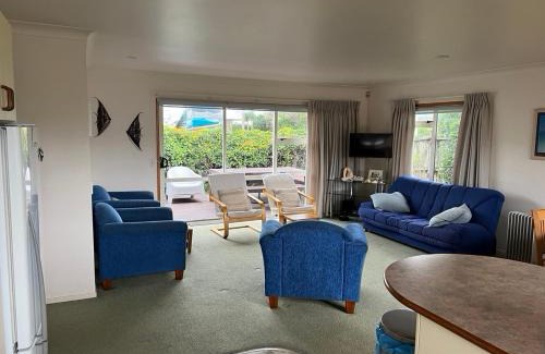 Whangamata House | Baskervilla - Whangamata Holiday Home