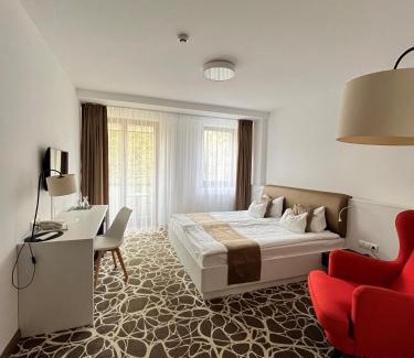 Sarvar Hotel | Bassiana Hotel és Étterem