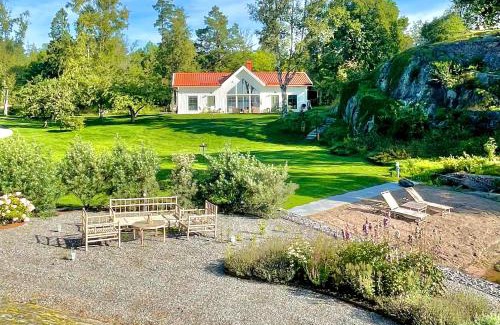 Uppsala Bed & Breakfast | Bastuviken Bed and Breakfast