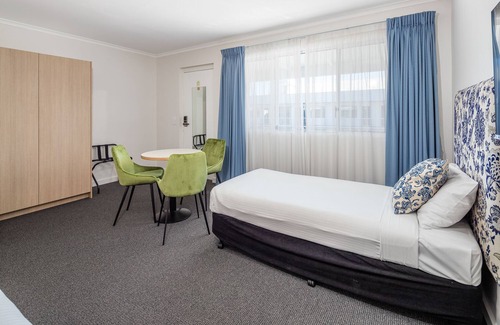 Batemans Bay Hotel | Batemans Bay Lodge