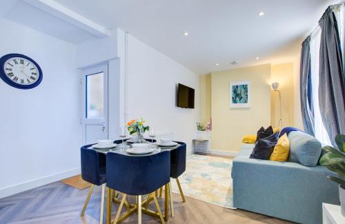 Margate House | Bath Lodge - Arree Stays