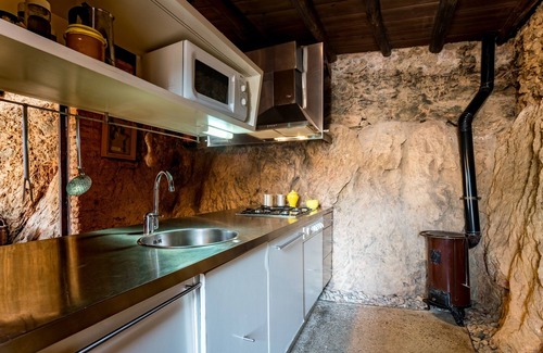 Valdelarco Cottage | Bau Ksar Casas Valdelarco for 4 people