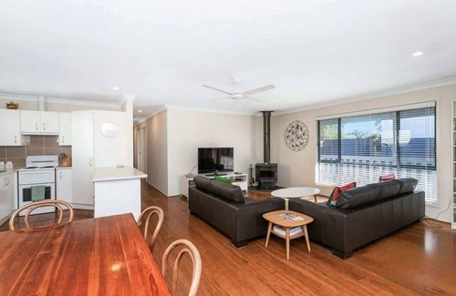 Bawley Point House | Bawley Beach Bungalow