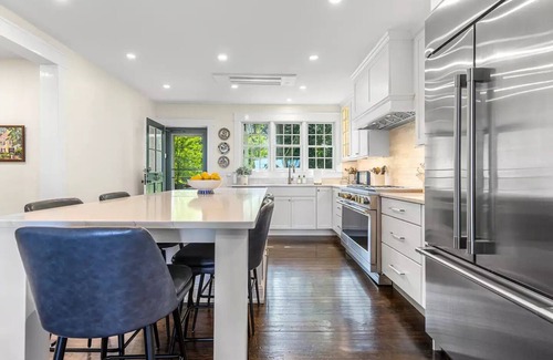 Magnolia House | Bay Cliff: Vacation on the Eastern Shore