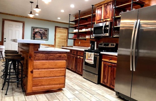 Negreet House | Bay Dreamer Custom Lakefront House, Boathouse and Ramp on Toledo Bend Lake