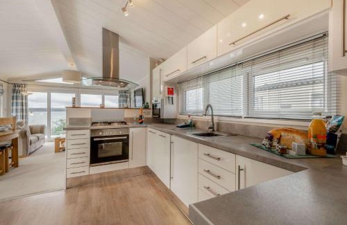 Hamworthy House | Bay Hollow