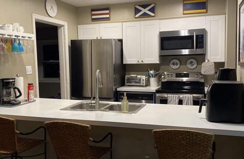 Reedville House | Bay House with Amazing View & Swimming Pool (open May- Sept.)