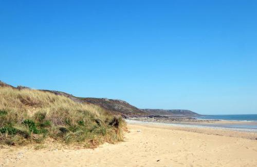 Port-Eynon Apartment | Bay View - 1 Bed Suite - Ocean Breeze - Port Eynon