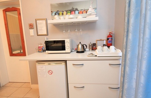 Heldervue House | Bay View Somerset West